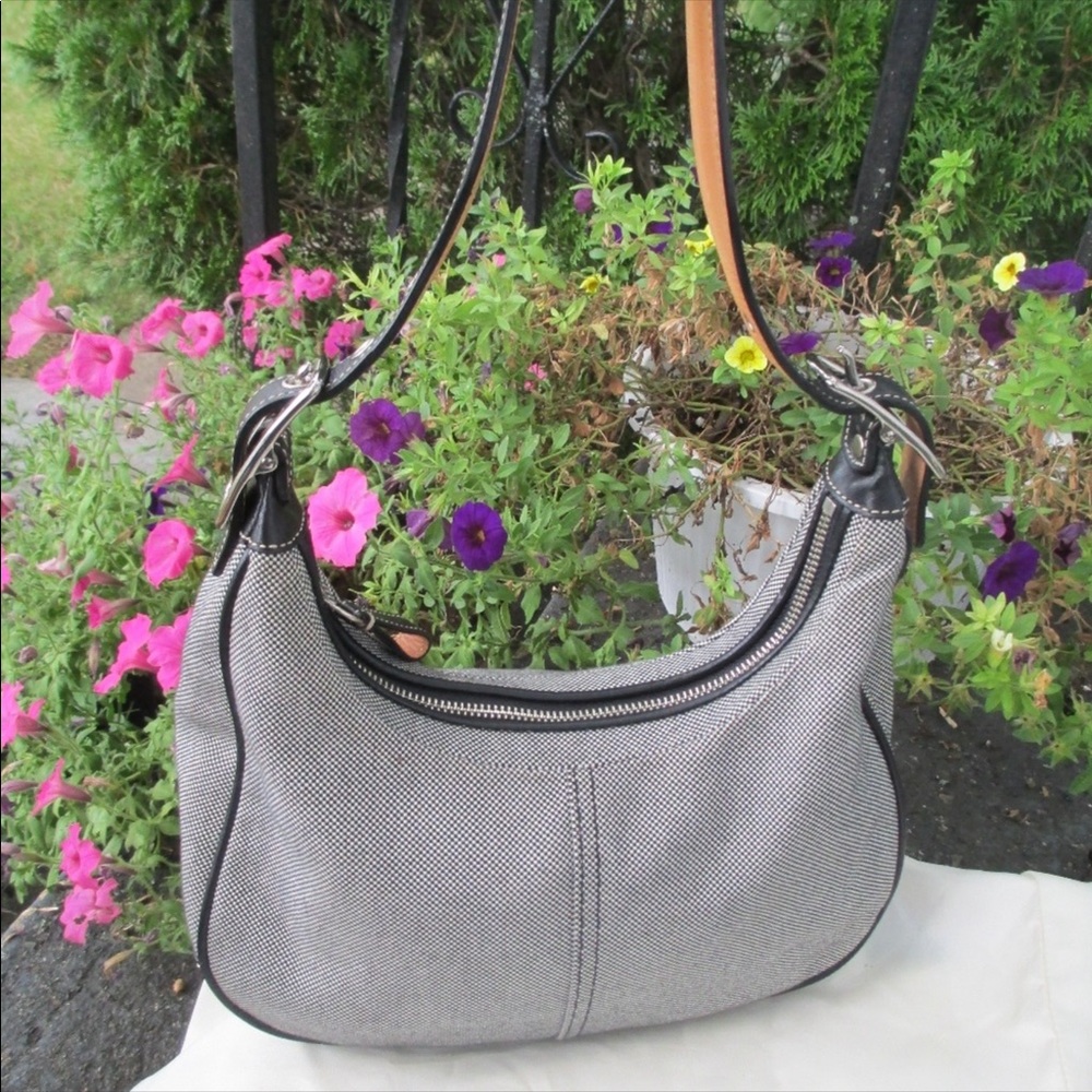 🌾 Coach Handbag